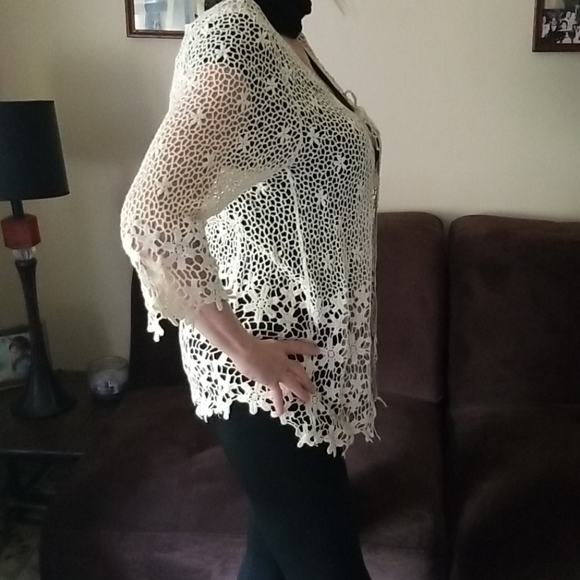 Sweater - Picture 3 of 4